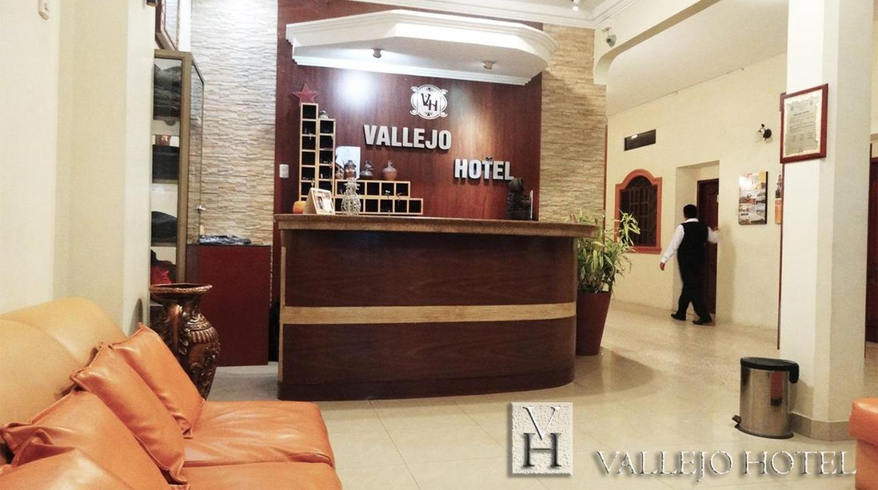 Vallejo Hotel Huaquillas Exterior photo